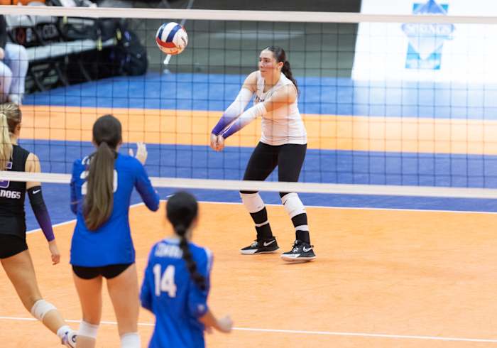 Fayetteville-Conway Volleyball Final__00047